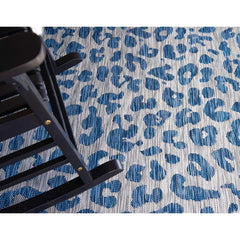 Outdoor Safari Collection Area Rug - Leopard (5' 1" x 8' Rectangle, Blue/ Gray)